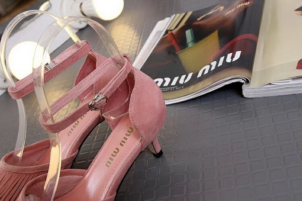 MIUMIU Shallow mouth kitten heel Shoes Women--012